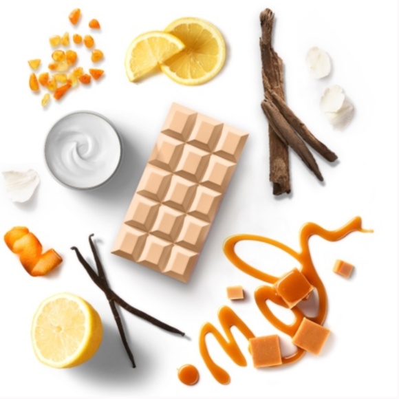 Sabrina Carpenter Sweet Tooth Caramel Dream Perfume Spray - Picture 3 of 9